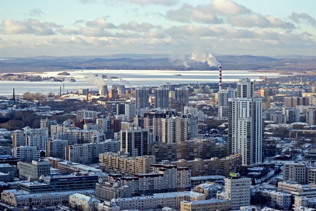 wpid-potryasayuschaya-panorama-zimnego-ekaterinburga_i_1.jpg